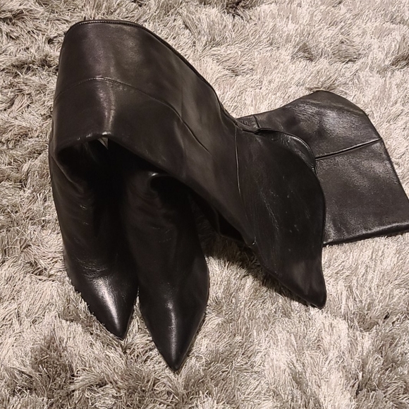 Leather knee length black boots wore a few times. - Picture 3 of 4